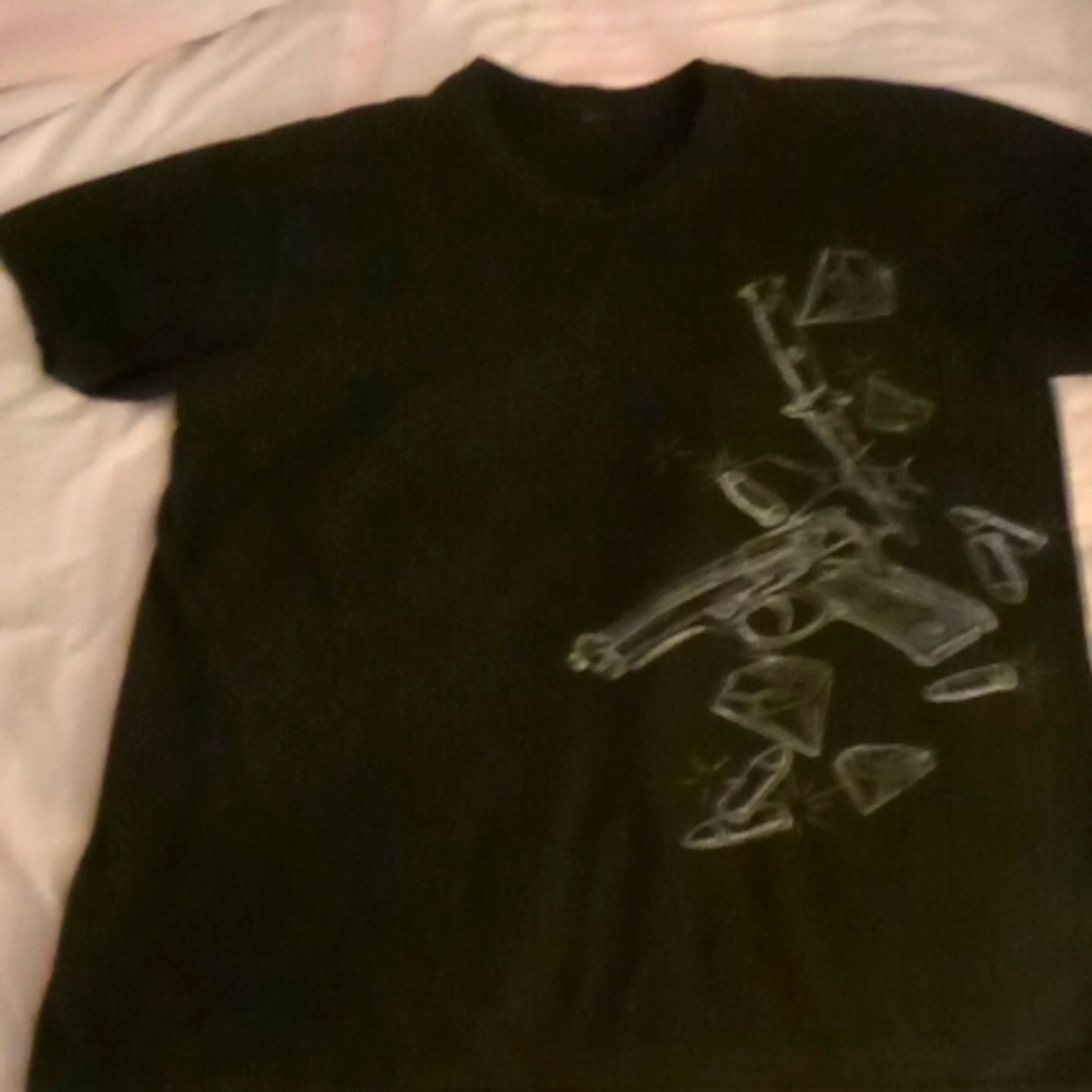 Mens or unisex Black graphic Tee Custom (dagger, gun, diamonds, bullets) L-XL